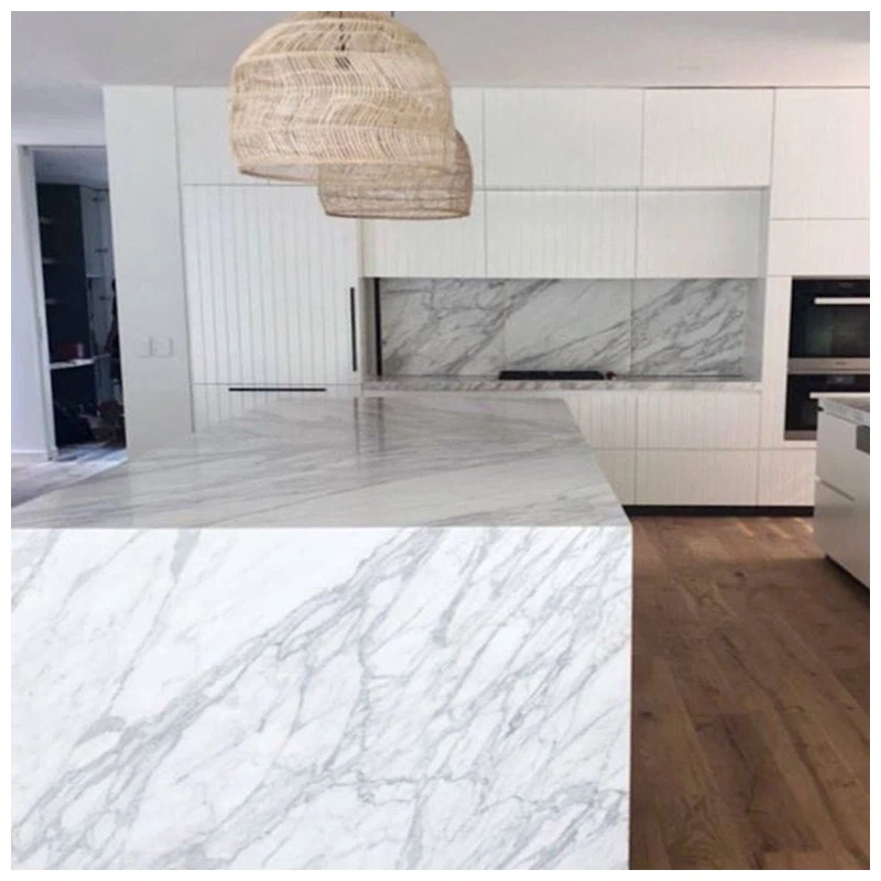 Pro e contro di ripiani in marmo